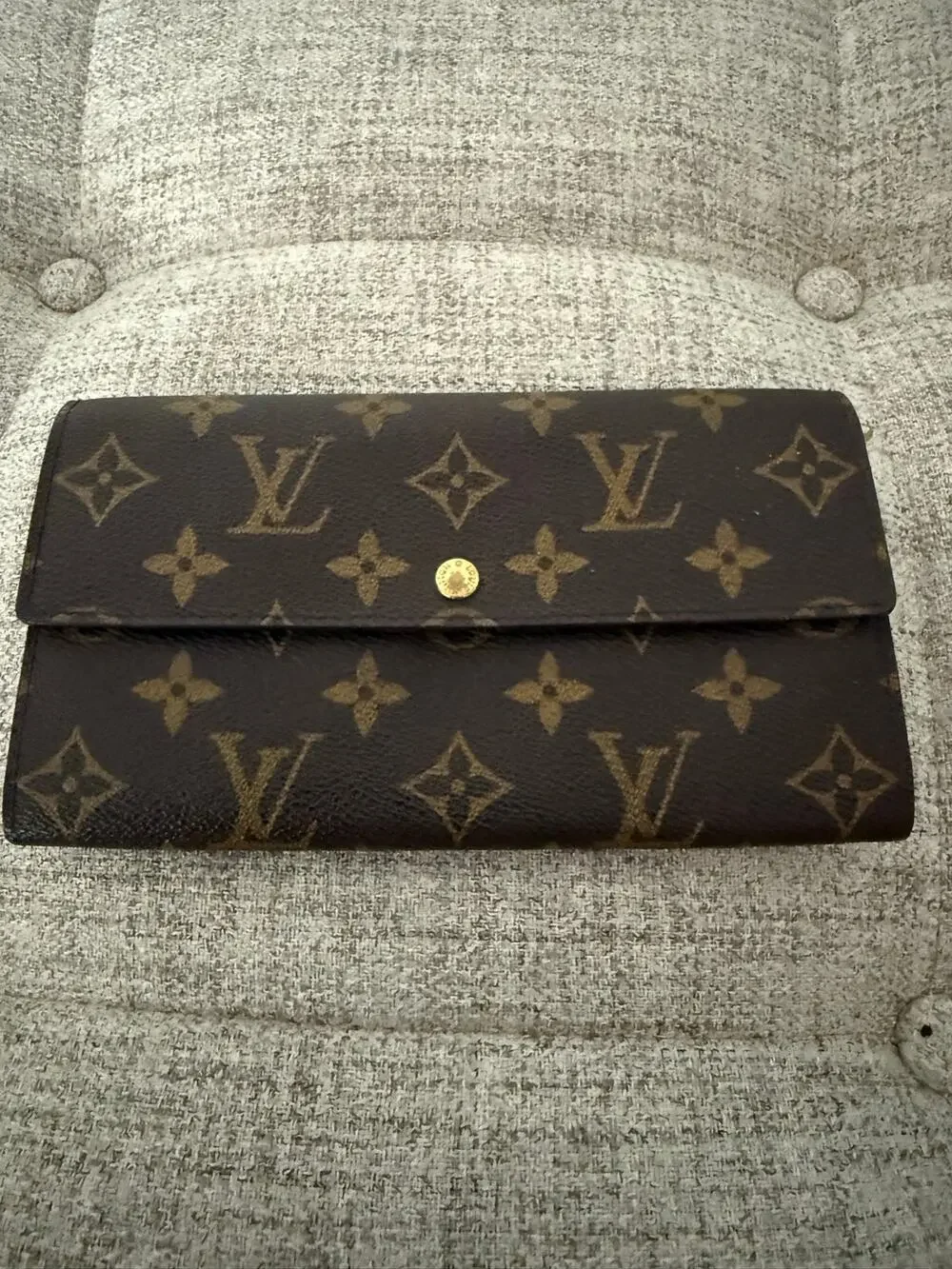 Louis Vuitton Monogram Sarah Long Wallet